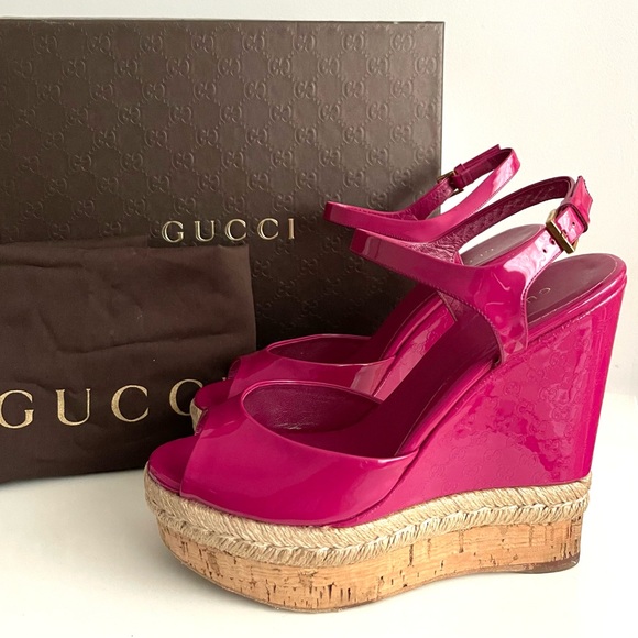 AUTHENTIC GUCCI GG LOGO MONOGRAM WEDGES - Picture 1 of 11